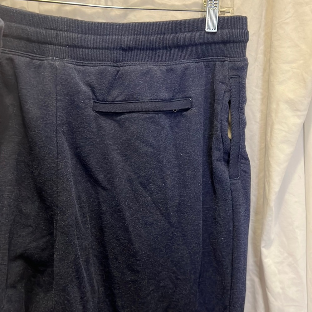 Men’s 32 Heat draw string sweatpants item #1502760 - Picture 3 of 7
